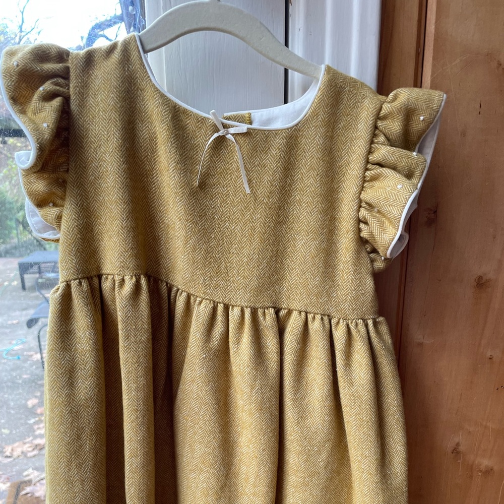 Bella Bliss flutter sleeve herringbone dress!